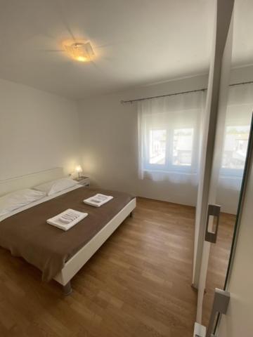 Apartments Zvonimir Privlaka  Esterno foto